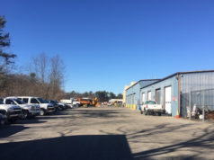 La junta municipal propone trasladar la supervisión del garaje municipal al superintendente de carreteras con un aumento de salario de $20,000