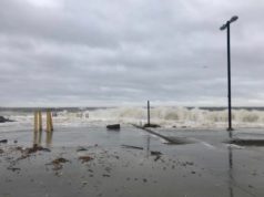 Fotos y Video: La tormenta trae fuertes lluvias, vientos e inundaciones costeras