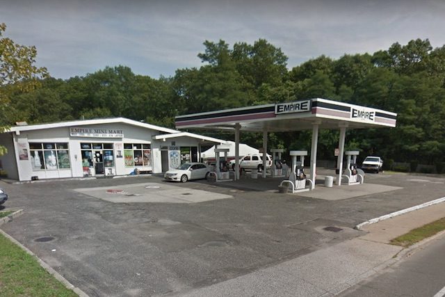 2018_0329_empire_gas_station